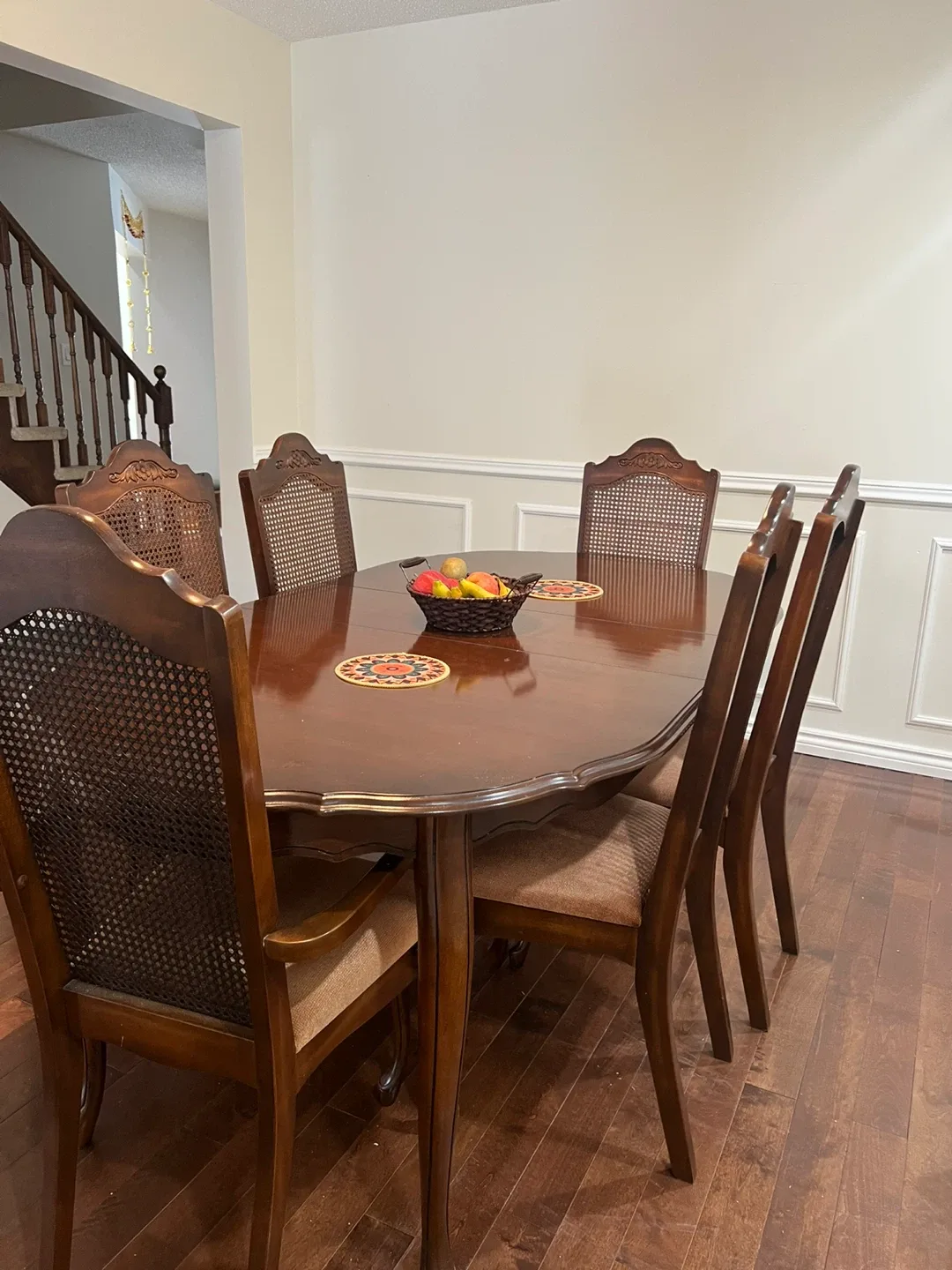 Dining Table with 6 Chairs