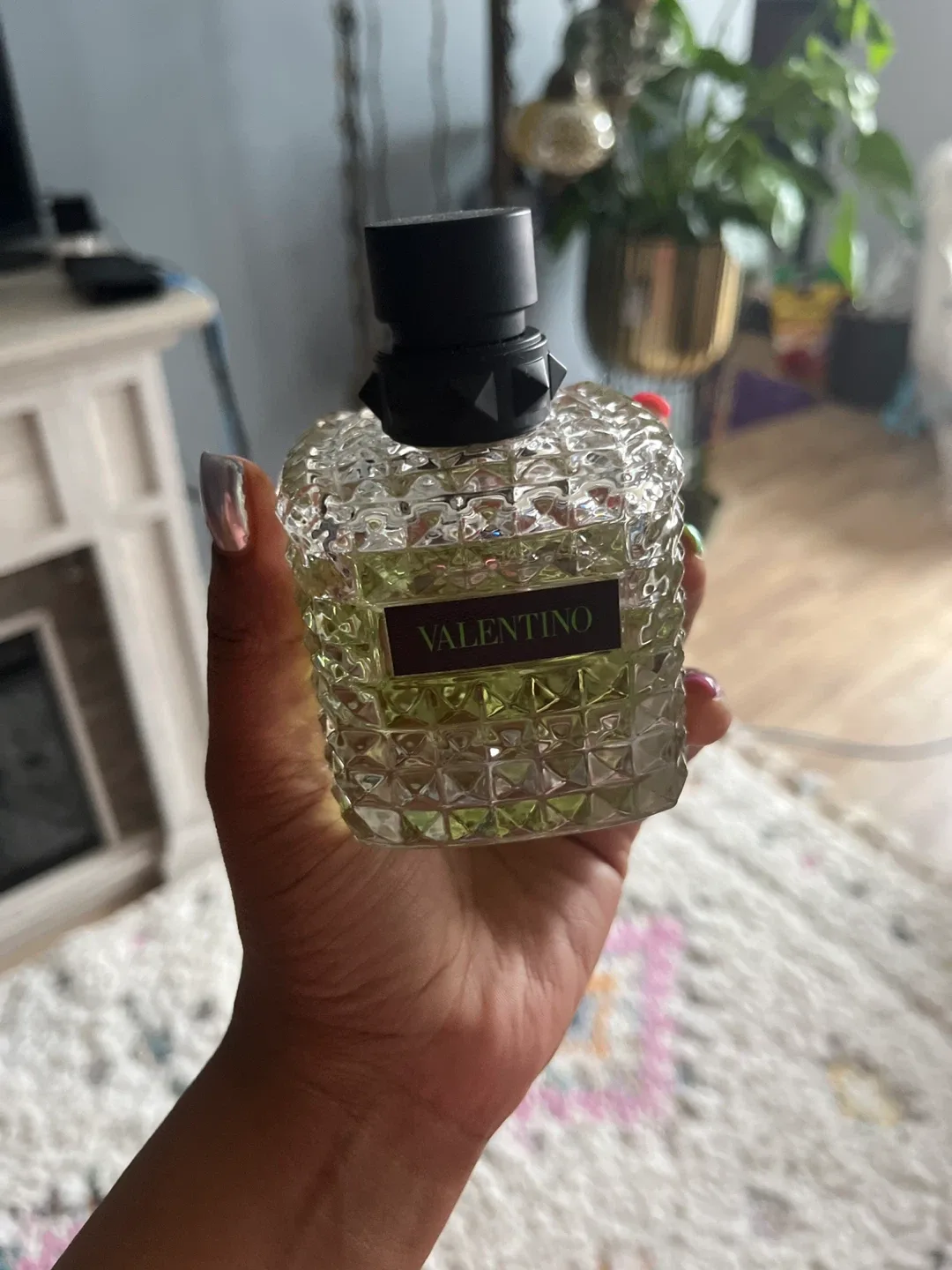 Valentino Uomo Born in Roma Yellow Dream