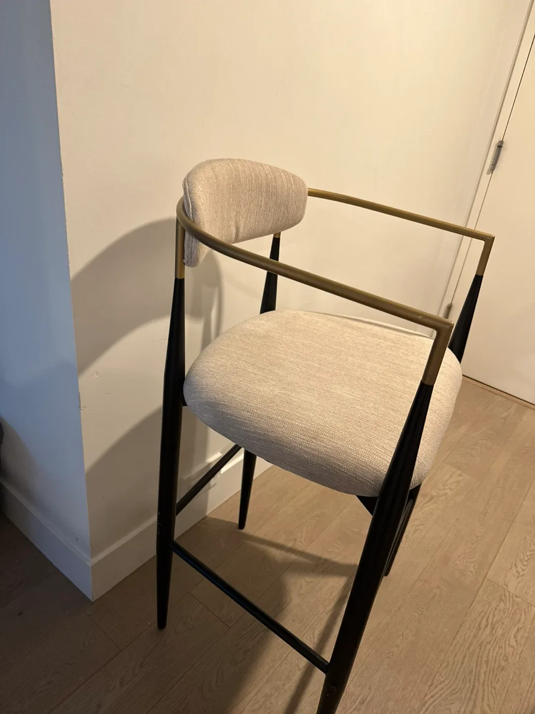 Stylish Bar Stool with Gold Accents image indicator(4)