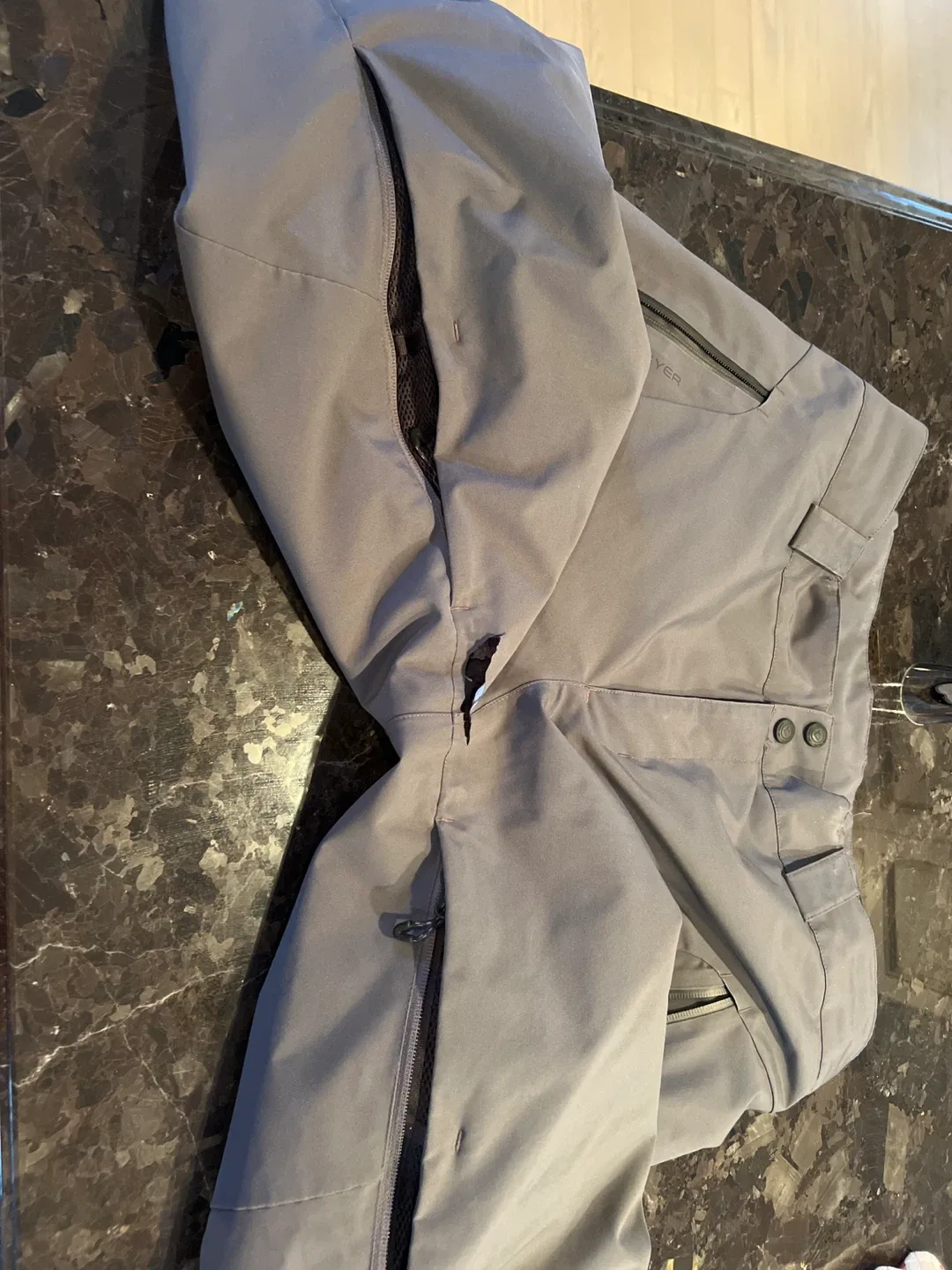 Obermeyer Gray Snow Pants 2XL (Damaged) image indicator(3)