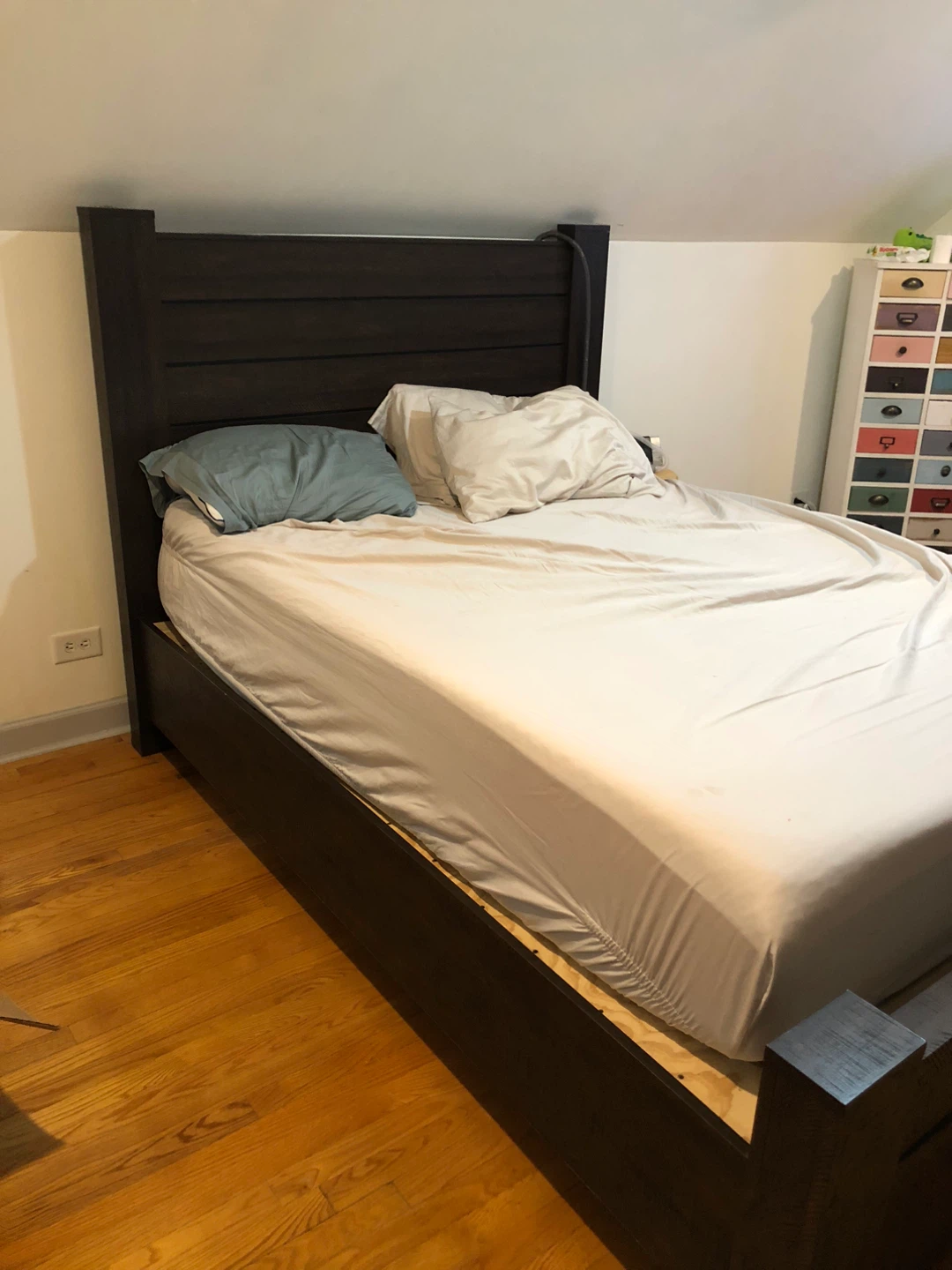 Dark Brown Wooden Queen Size Bed Frame - photo 2