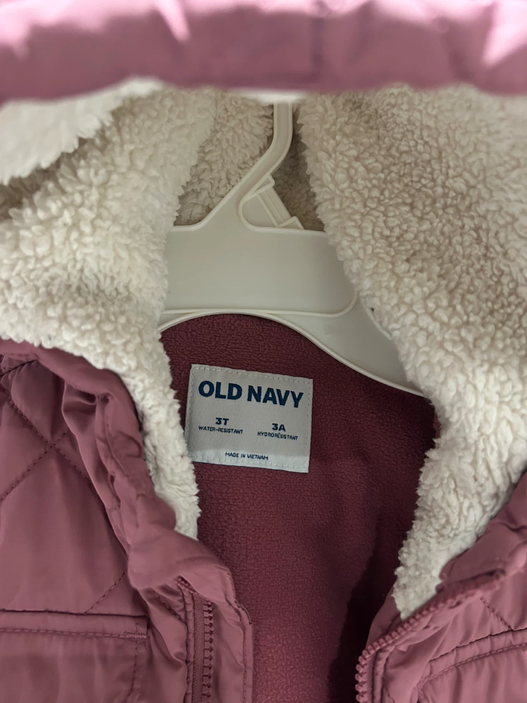 Old Navy 3T Quilted Jacket # Cleanout - photo 2