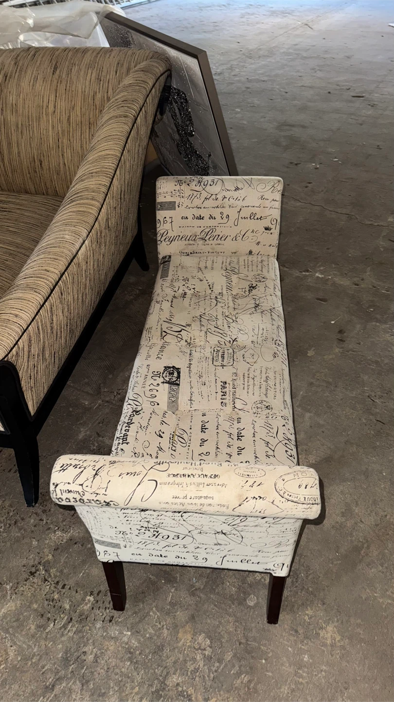 Beige Chaise Lounge & Storage Bench - photo 5
