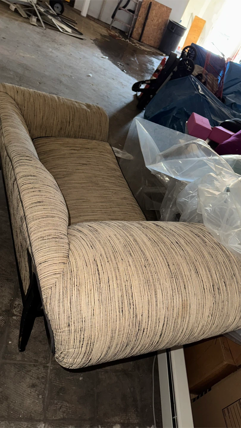Beige Chaise Lounge & Storage Bench - photo 2