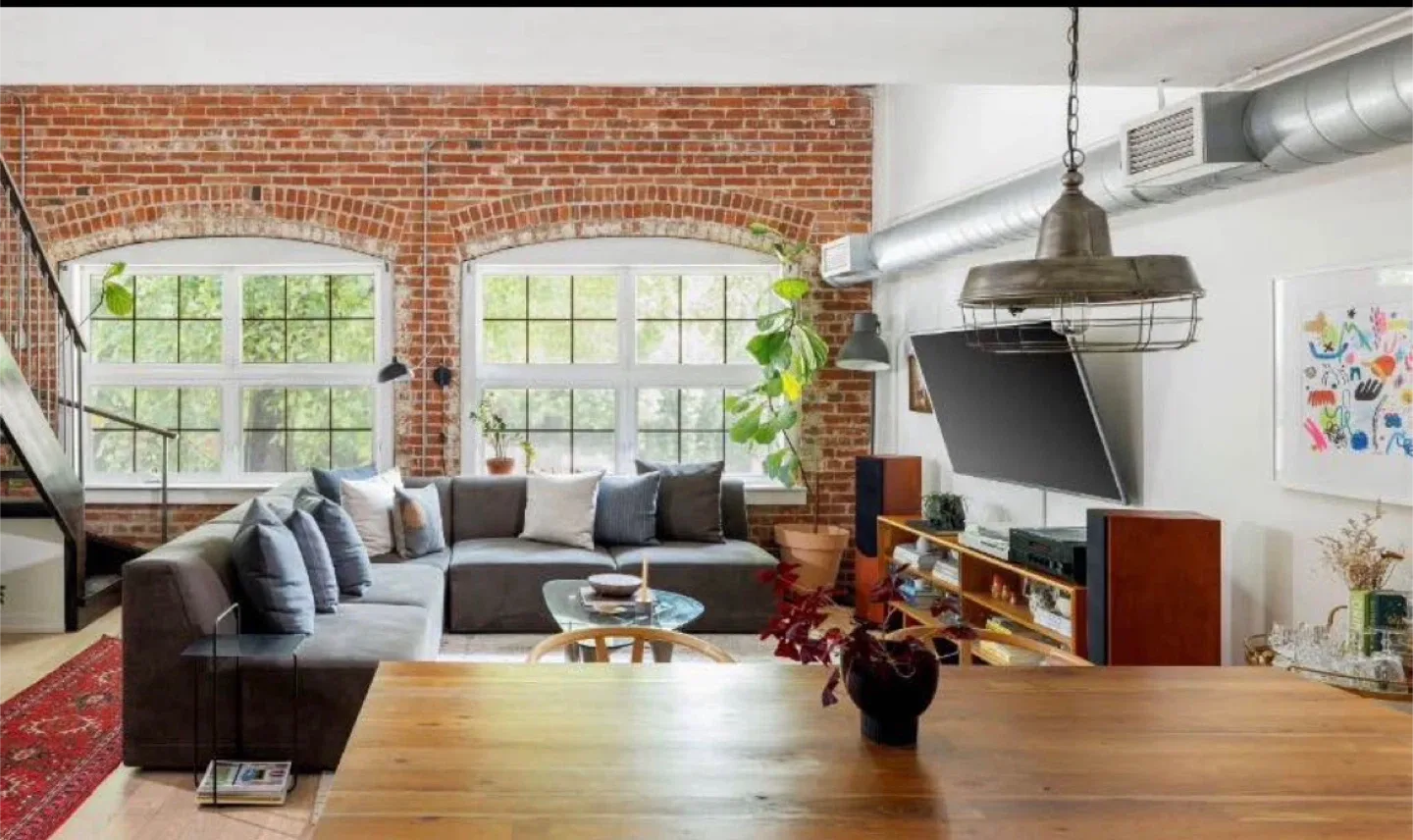 Arlo Sectional Couch - ELTE MRKT image indicator(5)