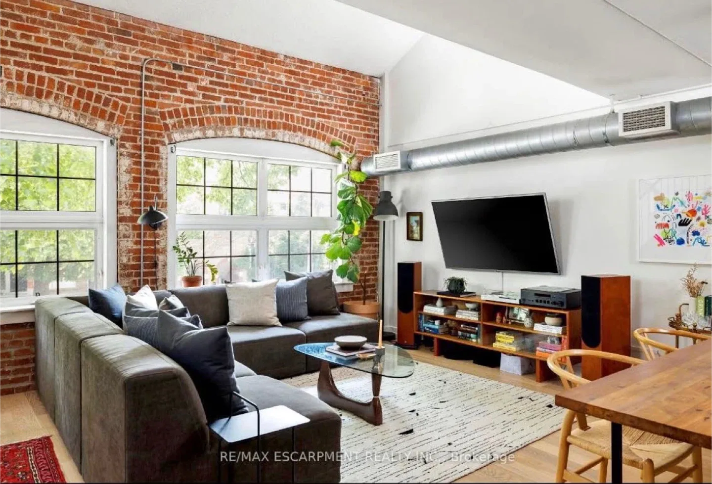 Arlo Sectional Couch - ELTE MRKT