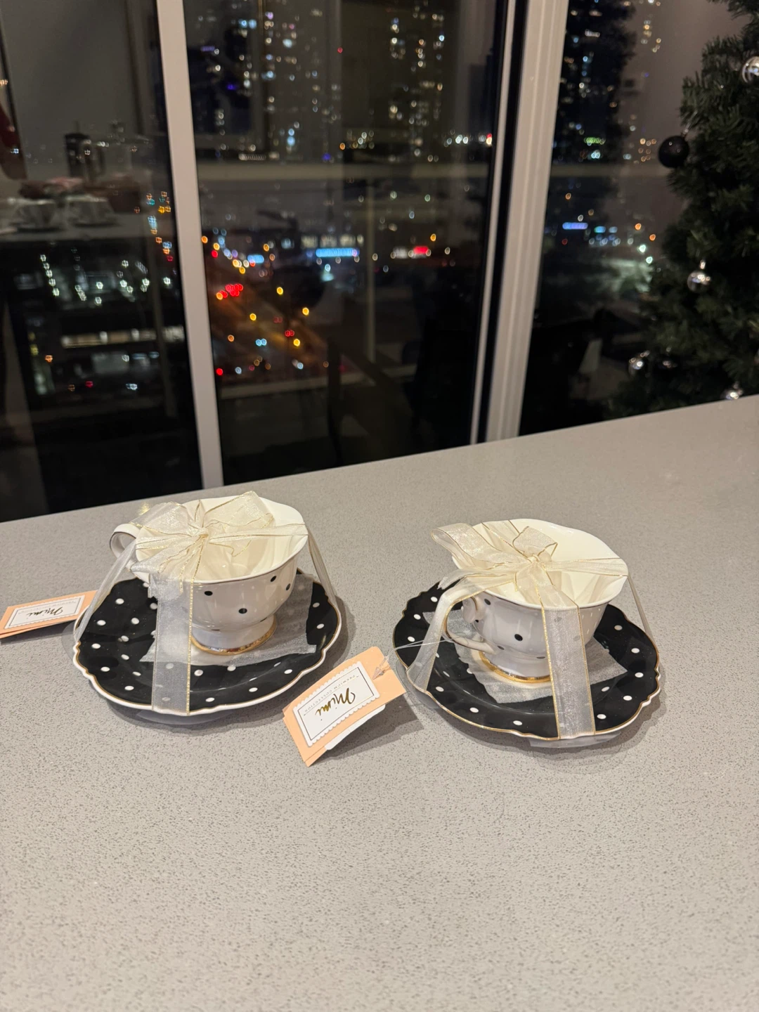 Teacups and Saucers - Set of 2- Brand New - photo 2