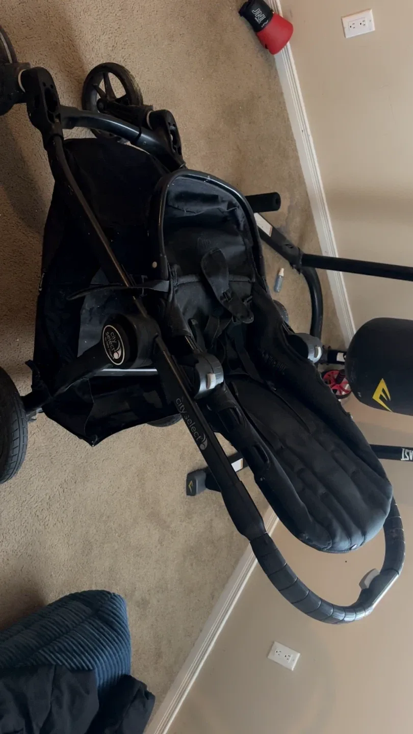 City Select Stroller - Black image indicator(4)