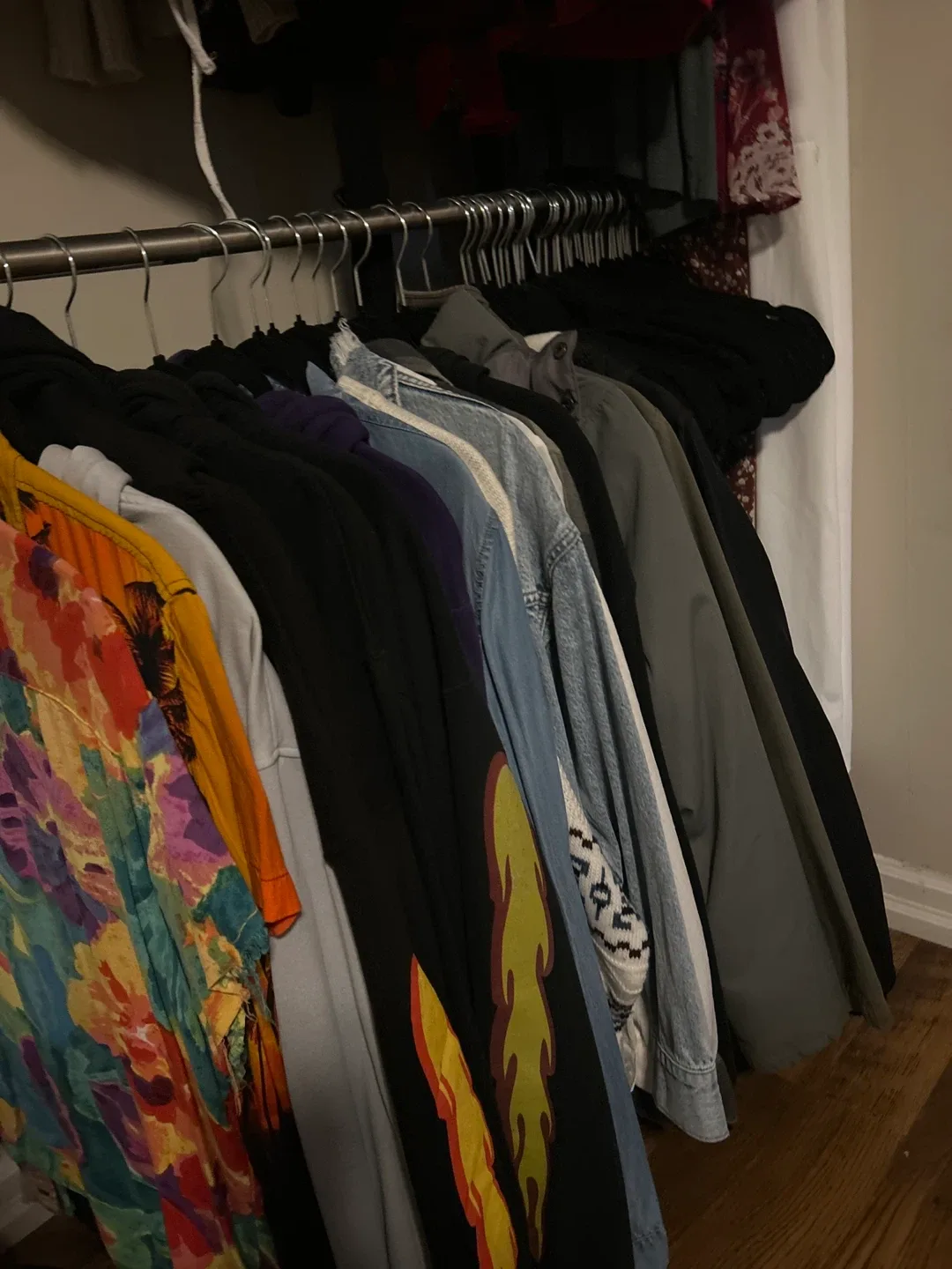 Clean out specials-clothing image indicator(2)