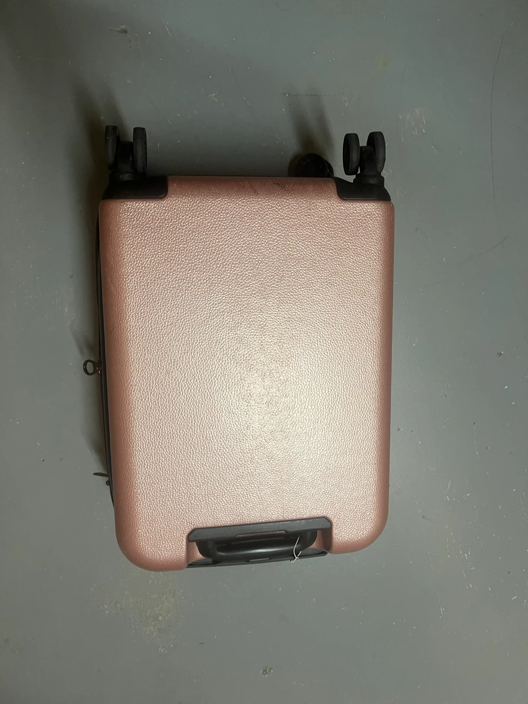 Bugatti Milano 20" Rose Gold Carry-On Suitcase - photo 4