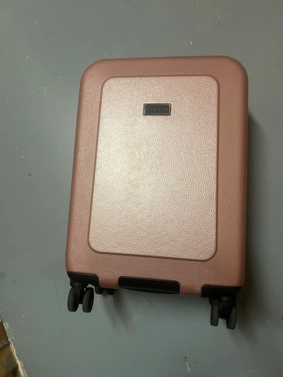 Bugatti Milano 20" Rose Gold Carry-On Suitcase - photo 3