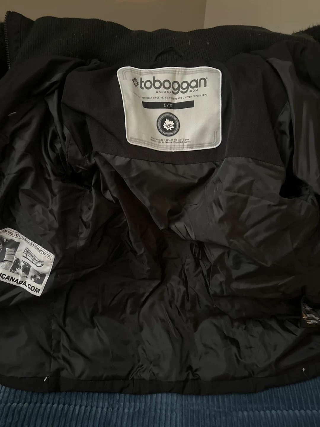 Toboggan Canada Black Winter Coat - Size L