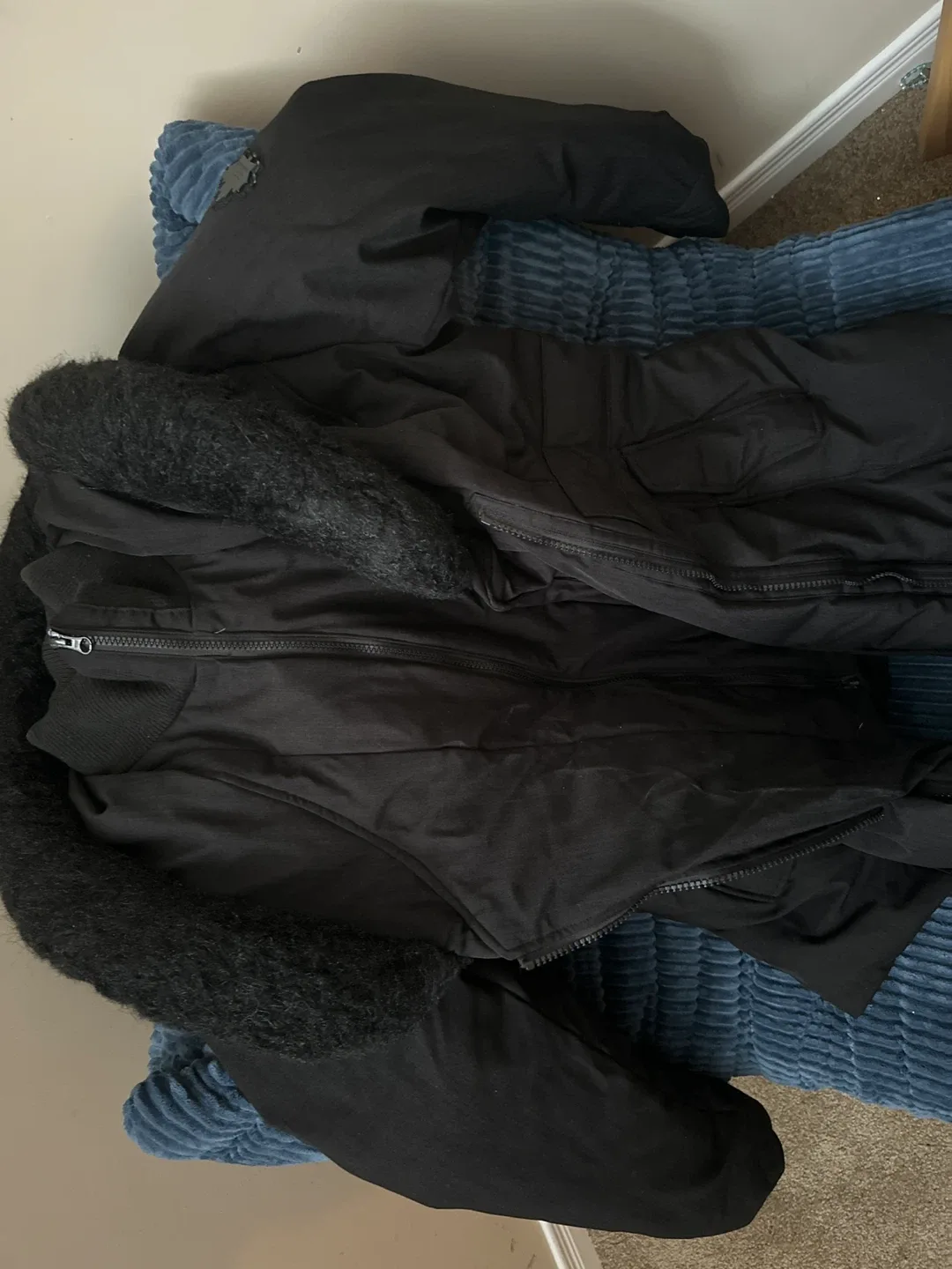 Toboggan Canada Black Winter Coat - Size L image indicator(3)