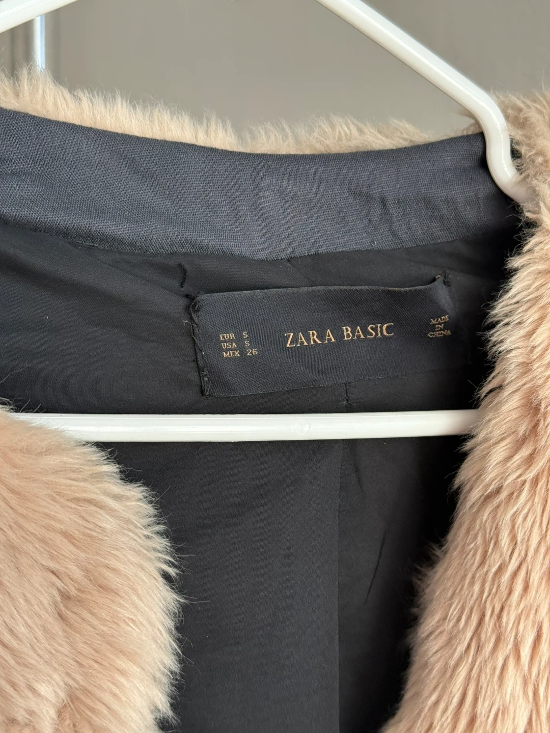 Zara Faux Fur Tan Coat  - Size S - photo 2