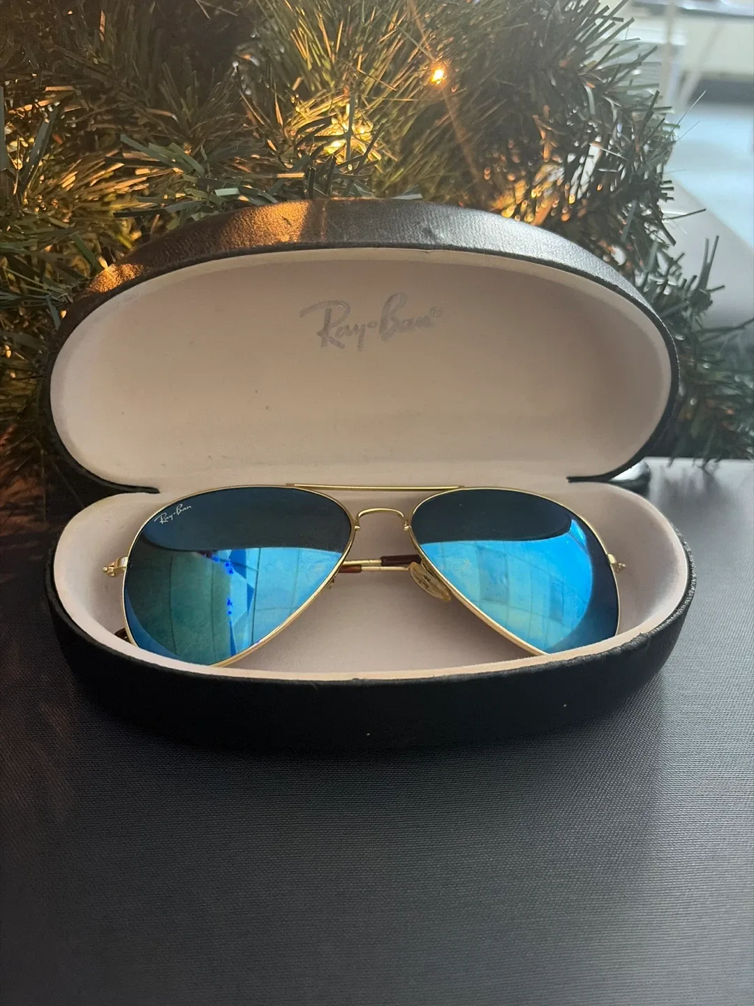 Ray-Ban Aviator Sunglasses