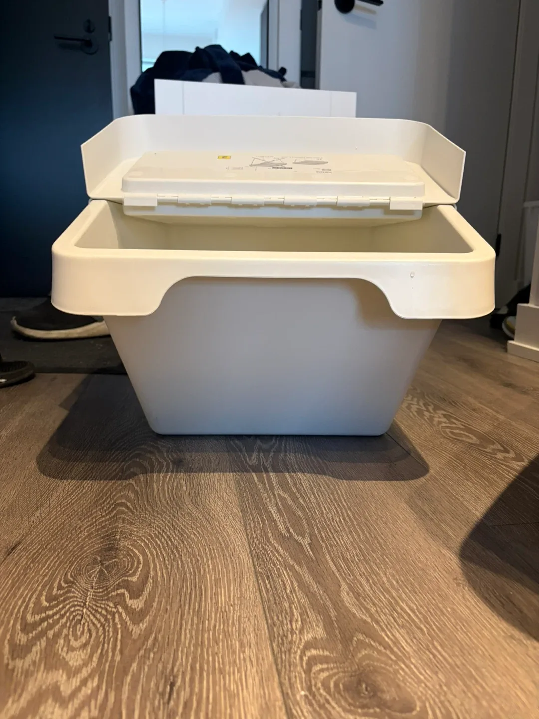 IKEA SORTERA Waste Sorting Bin with Lid, White image indicator(4)