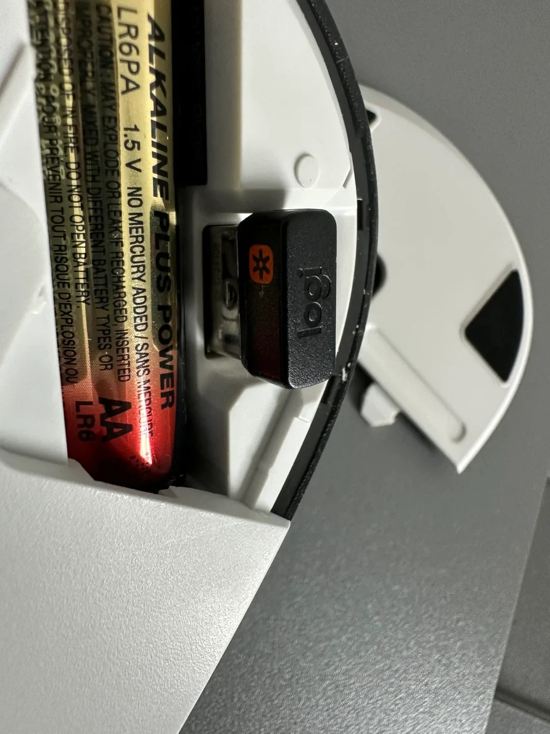 Logitech M720 Wireless Mouse image indicator(3)