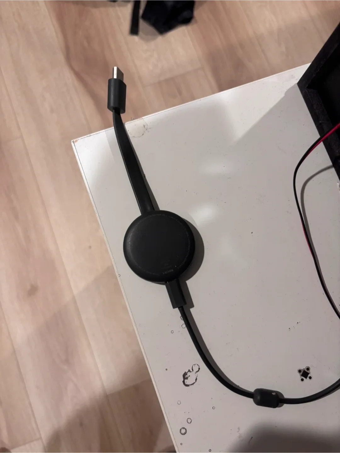 Google Chromecast - Stream Your Favourites! image indicator(2)