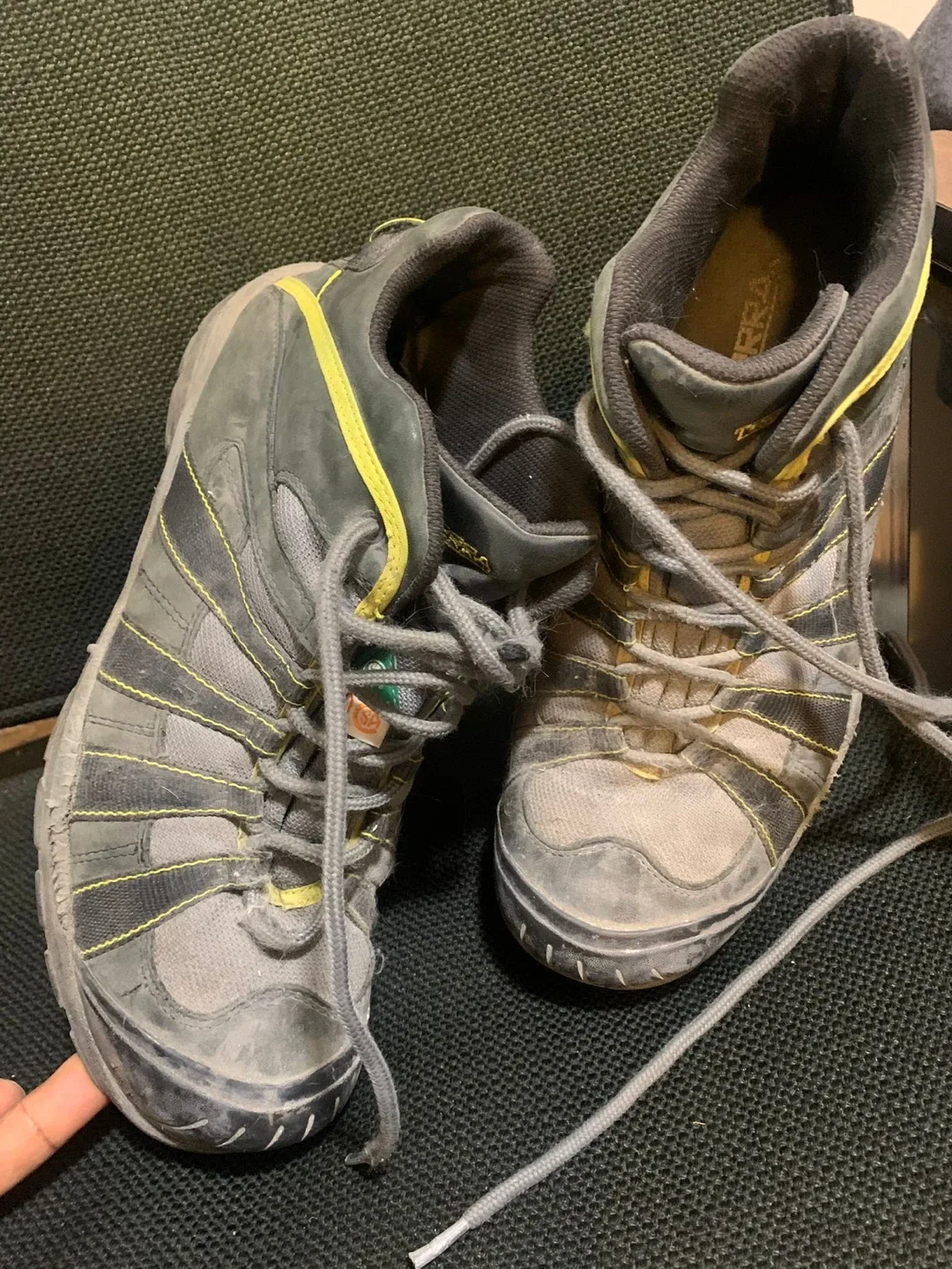 Safety Shoes image indicator(3)