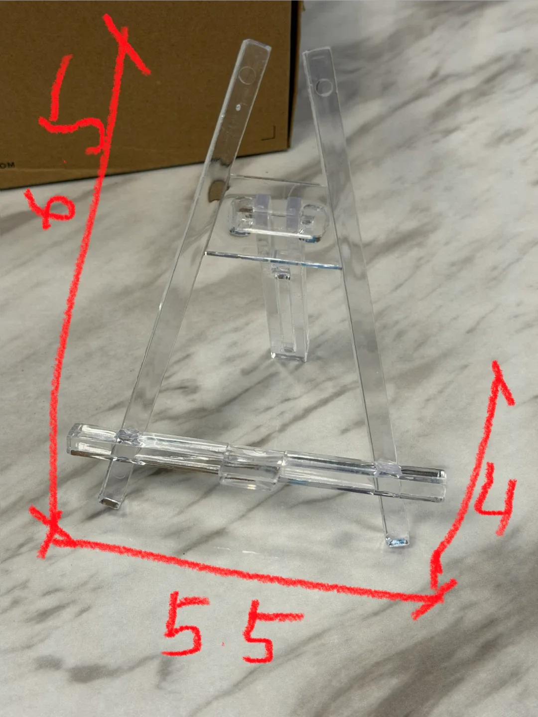 Small Clear Plastic Easel Stands