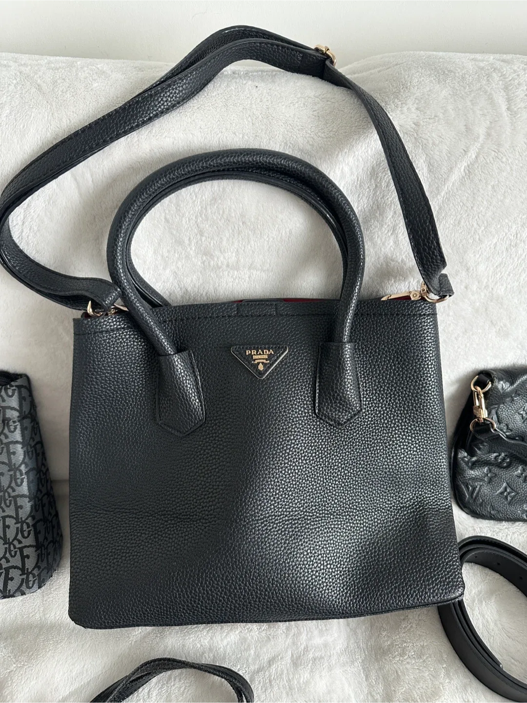 Prada & Gucci Bags image indicator(4)
