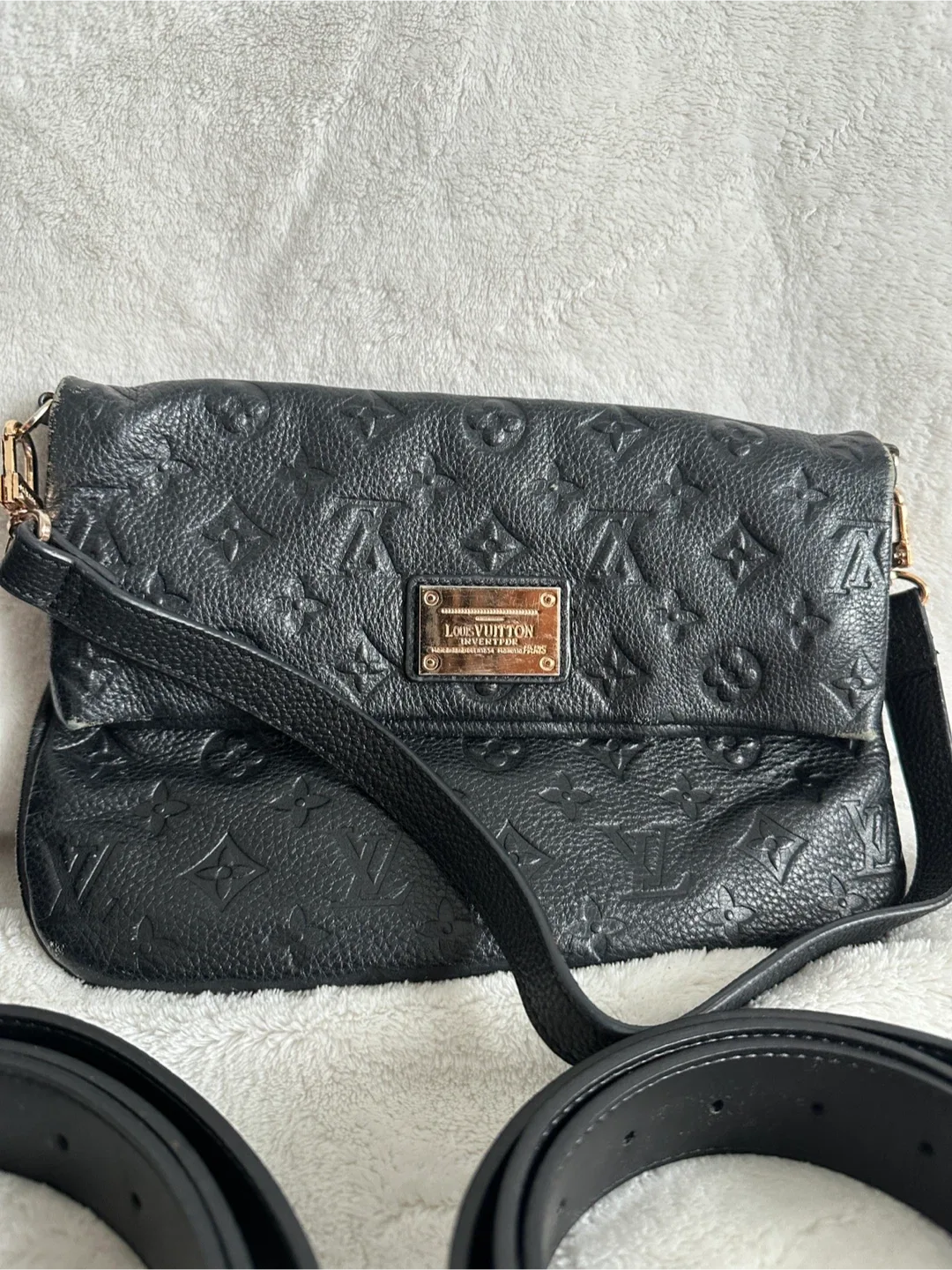 Prada & Gucci Bags image indicator(9)