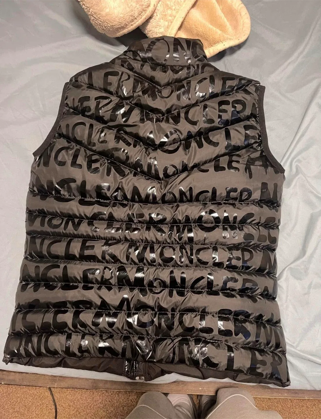 Moncler Padded Vest - Black image indicator(2)