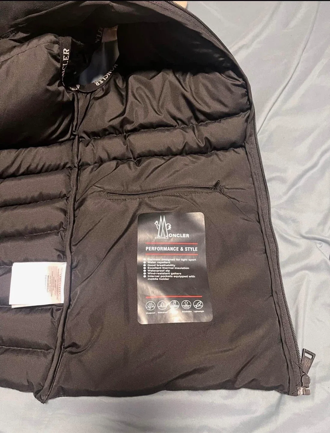 Moncler Padded Vest - Black image indicator(3)