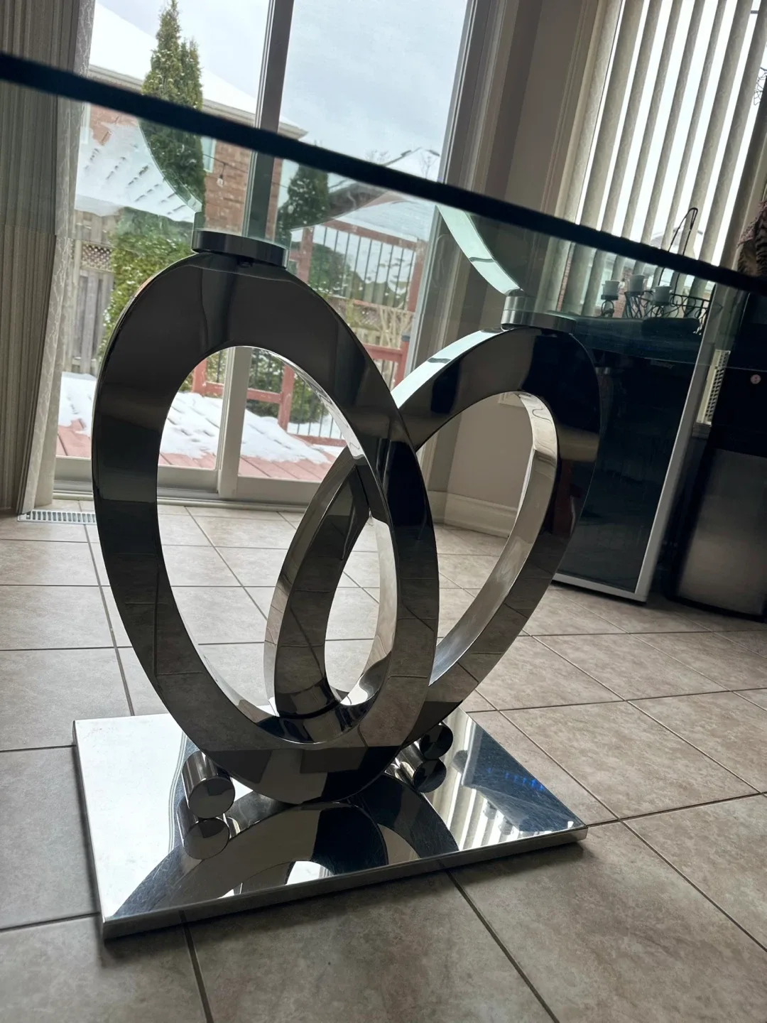 Glass Dining Table with 6 Chairs - Modern Design image indicator(4)