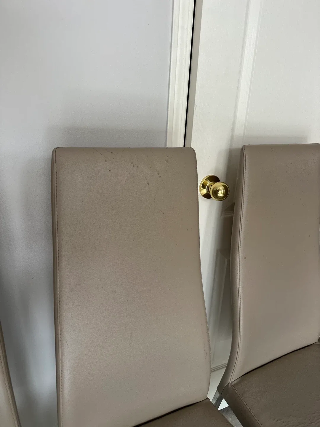 Glass Dining Table with 6 Chairs - Modern Design image indicator(7)