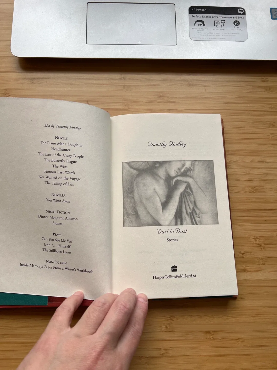 Dust to Dust by Timothy Findley image indicator(2)