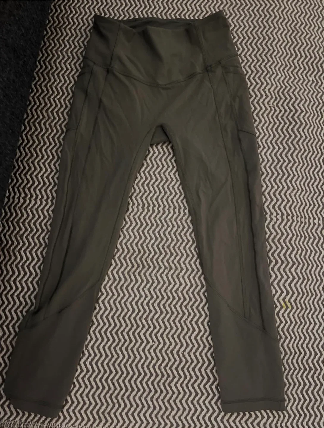 Lululemon!!! image indicator(2)