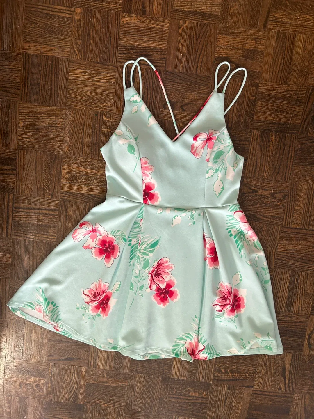 Assorted Dresses - Various Styles & Colours #Cleanout image indicator(4)