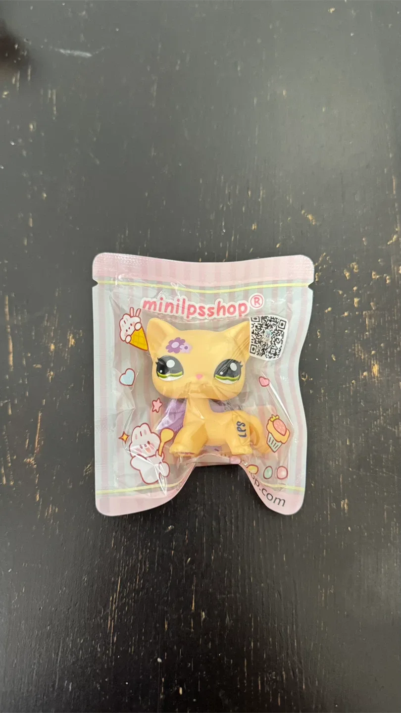 Littlest Pet Shop Mini LPS Toy image indicator(2)