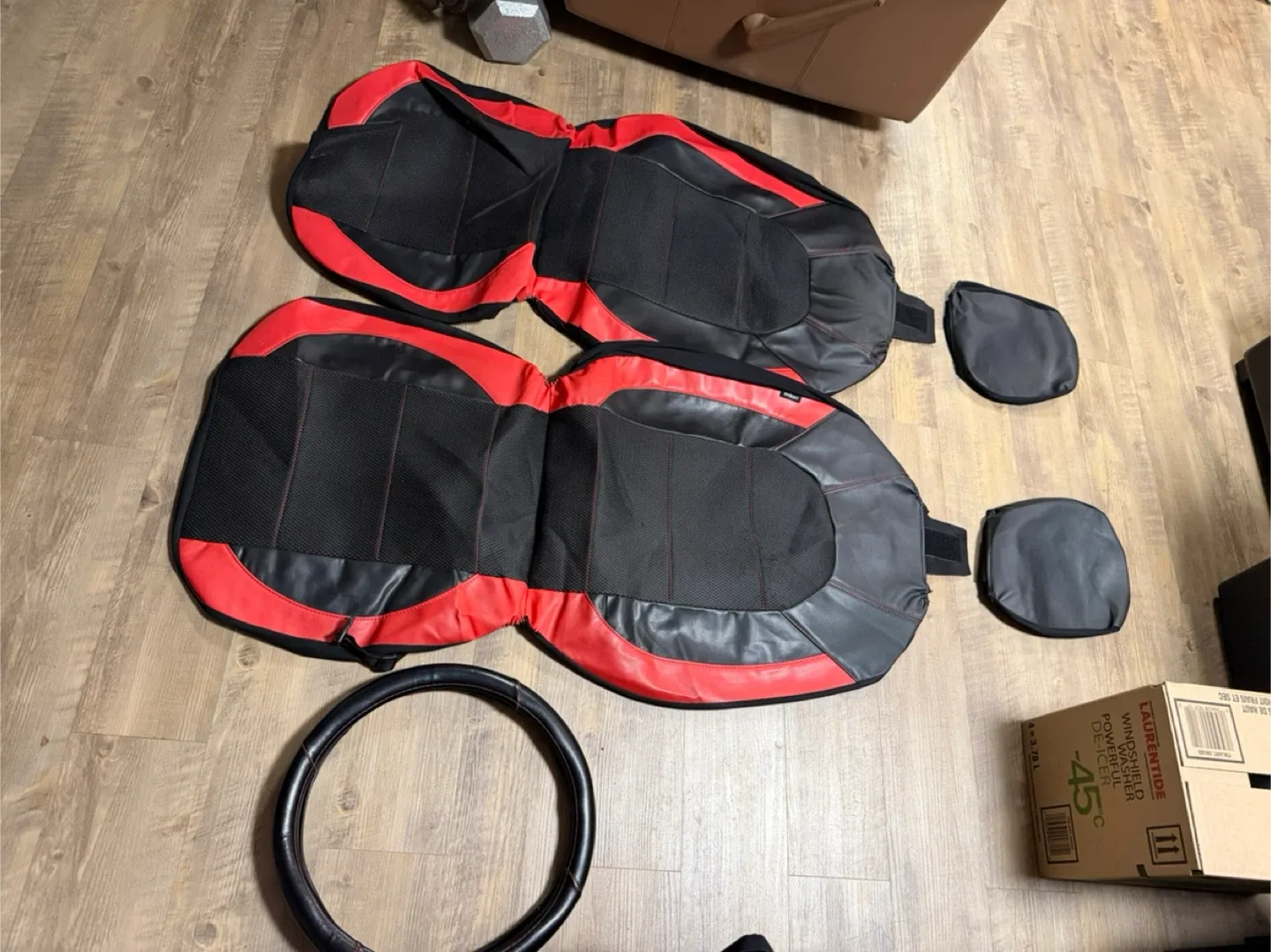 Car Seat Covers & Steering Wheel Cover - Red & Black image indicator(2)