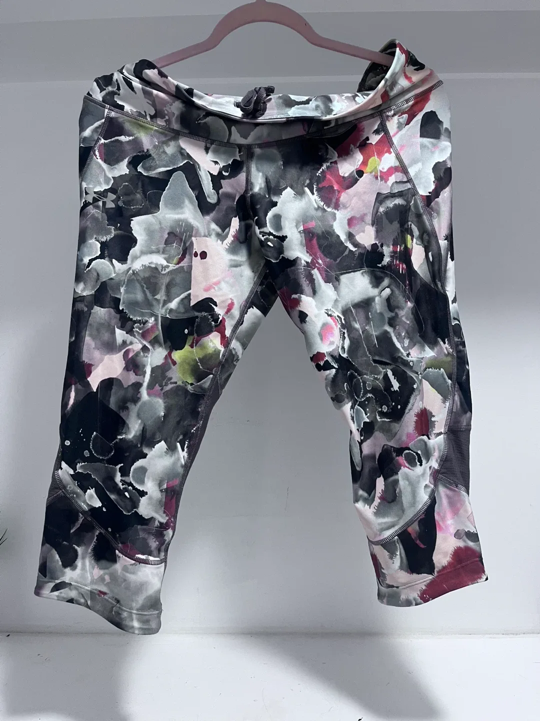 Athletic Clothes! image indicator(2)