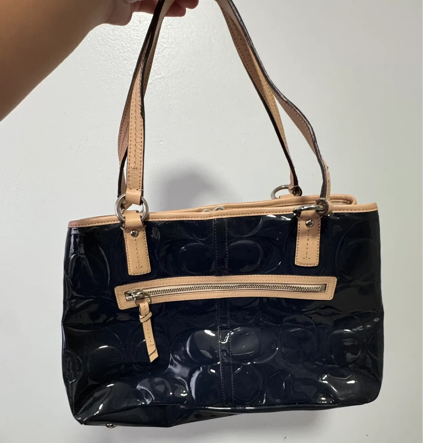 Coach Black Patent Leather Tote Bag image indicator(2)