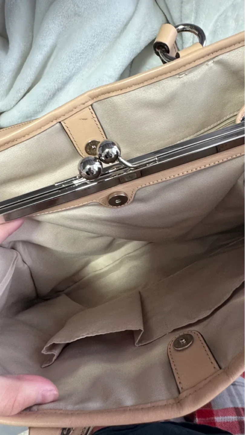 Coach Black Patent Leather Tote Bag image indicator(5)