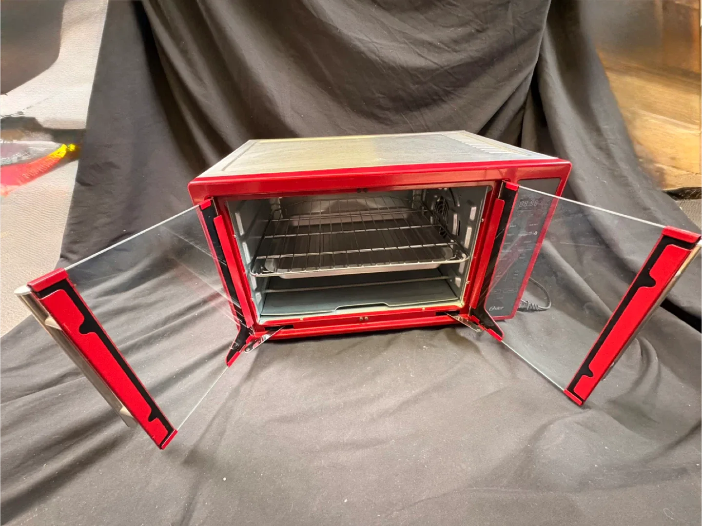 #clearout Oster Red Toaster Oven with Air Fry image indicator(6)