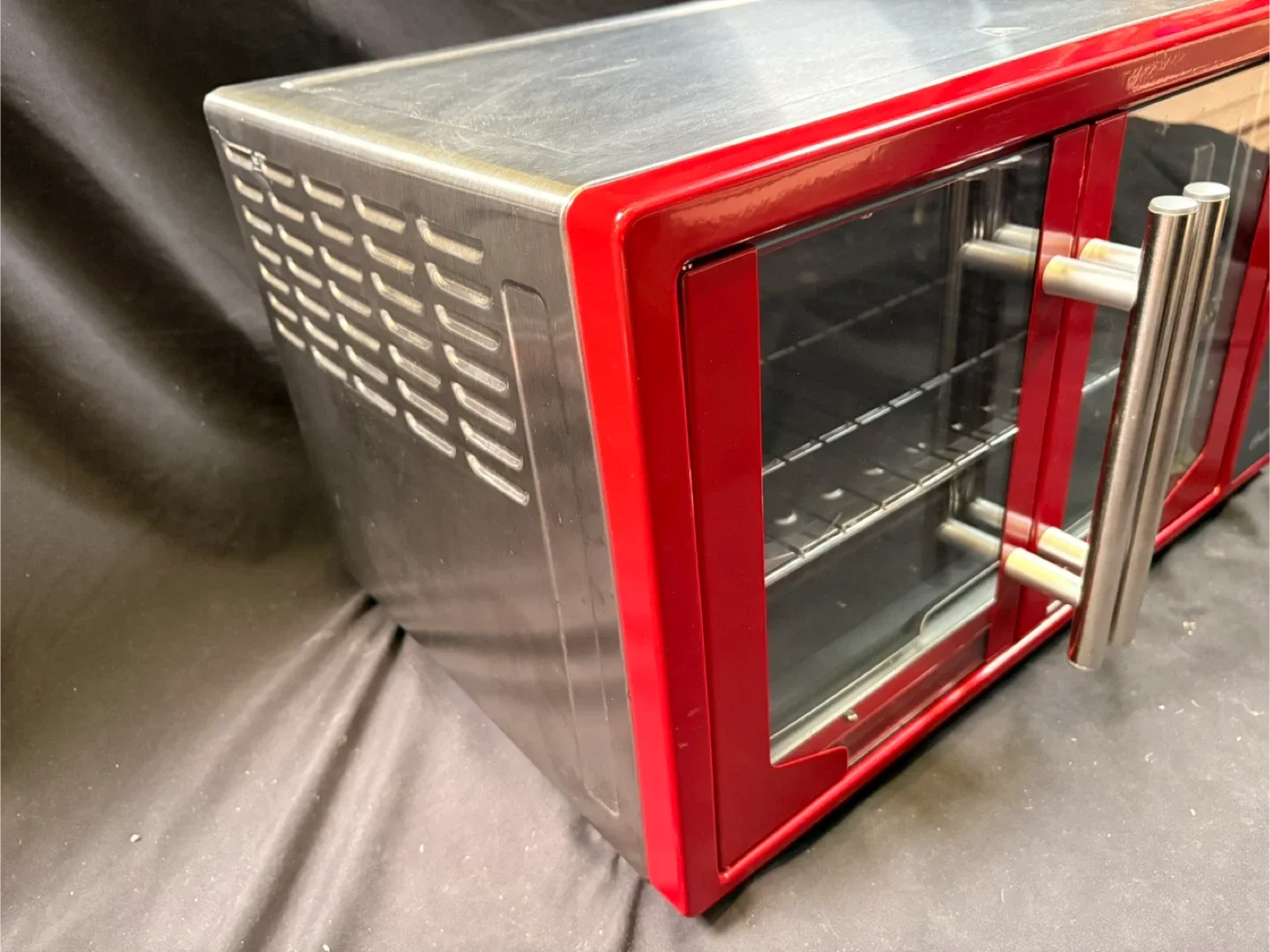 #clearout Oster Red Toaster Oven with Air Fry image indicator(5)