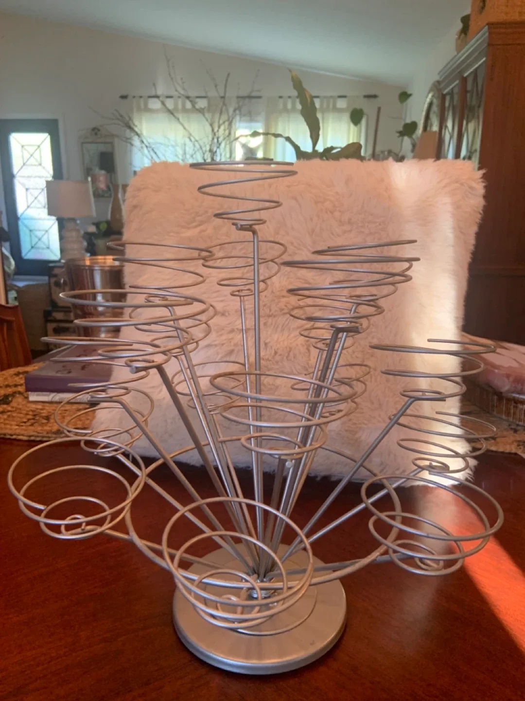 Three Tier Heavy  Metal Cupcake Tree Holder•Display image indicator(9)