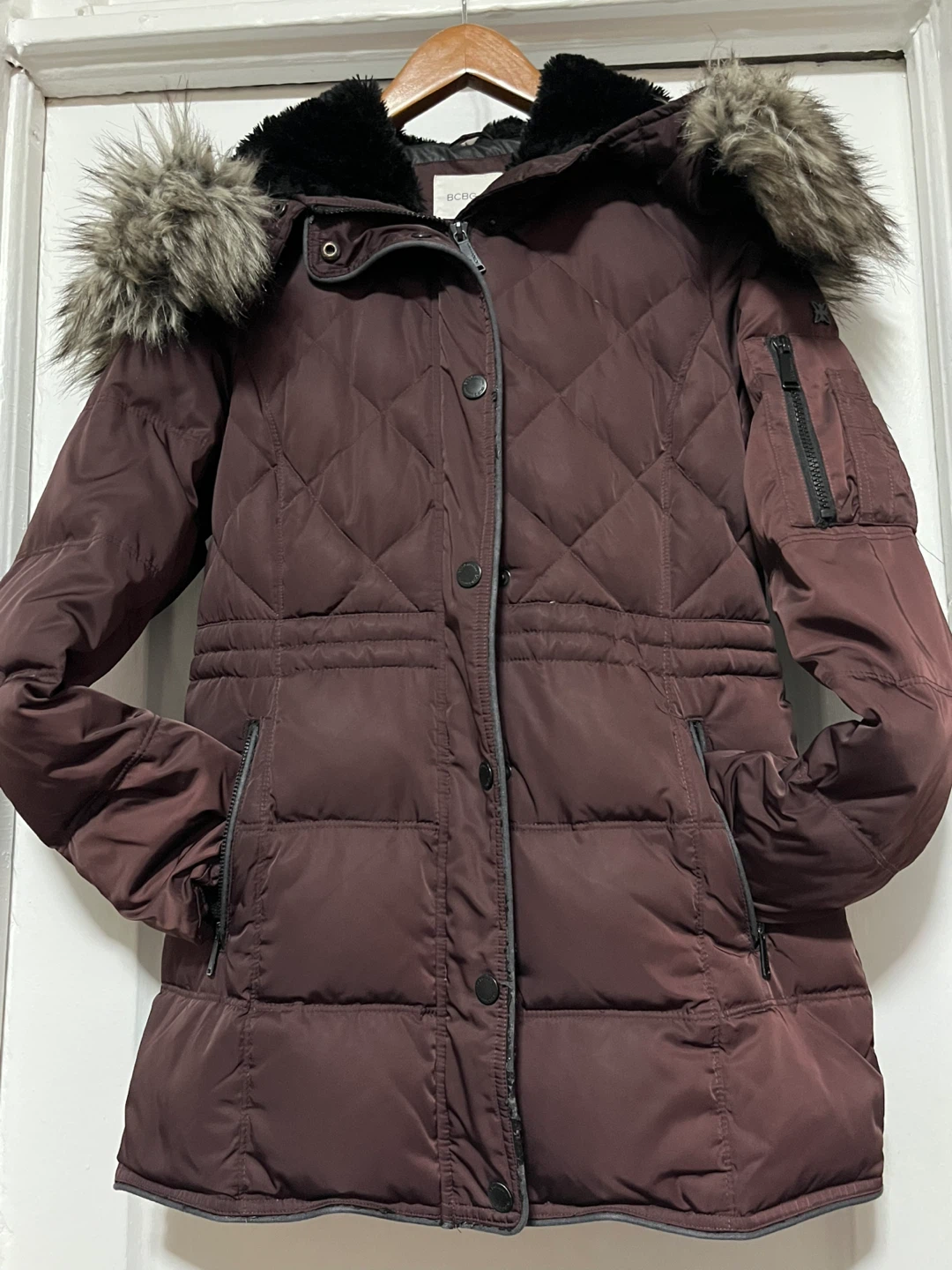 BCBGeneration Puffer Jacket XS (Minor Flaw)