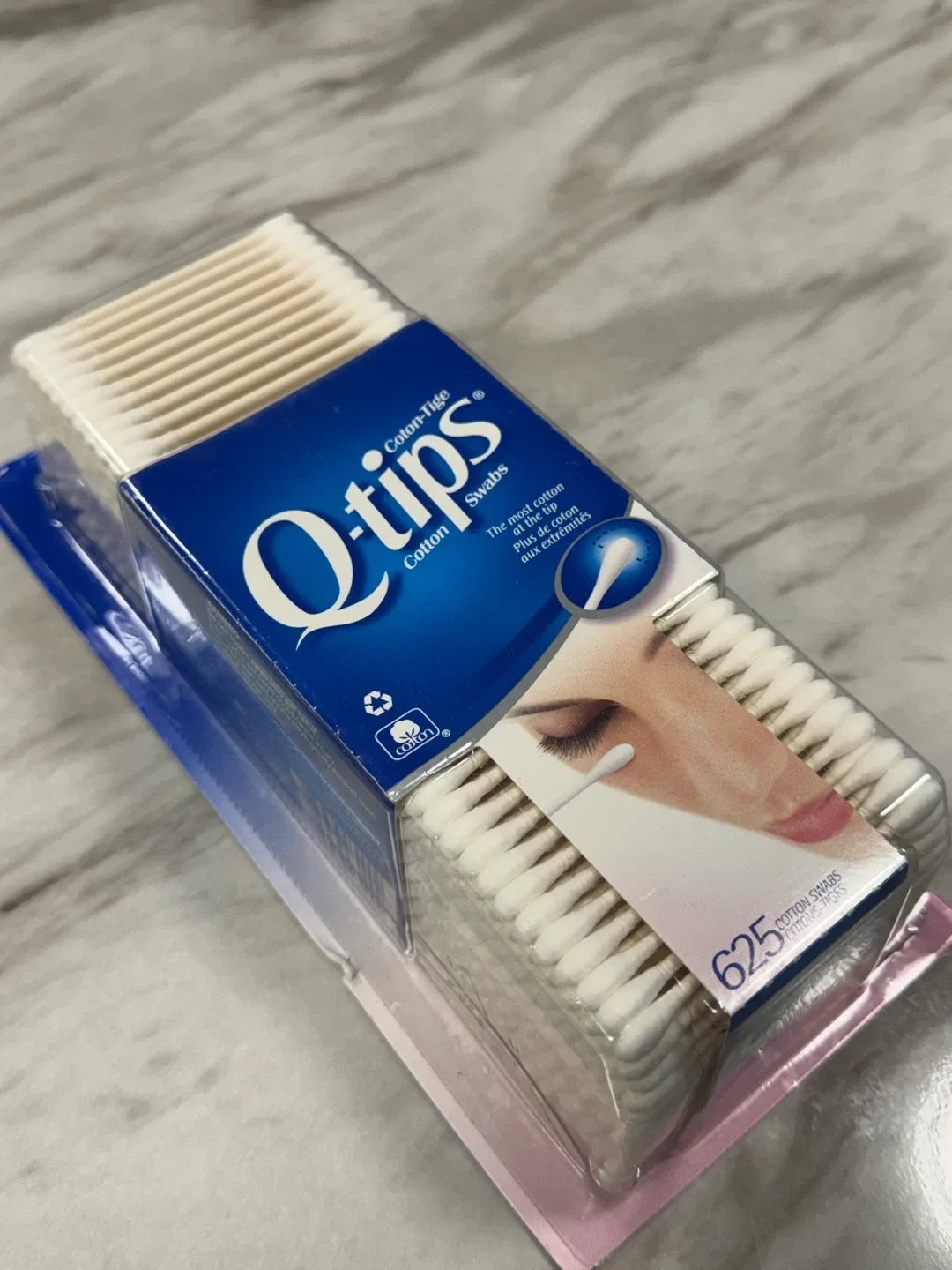 Q-tips Cotton Swabs - 625 Count