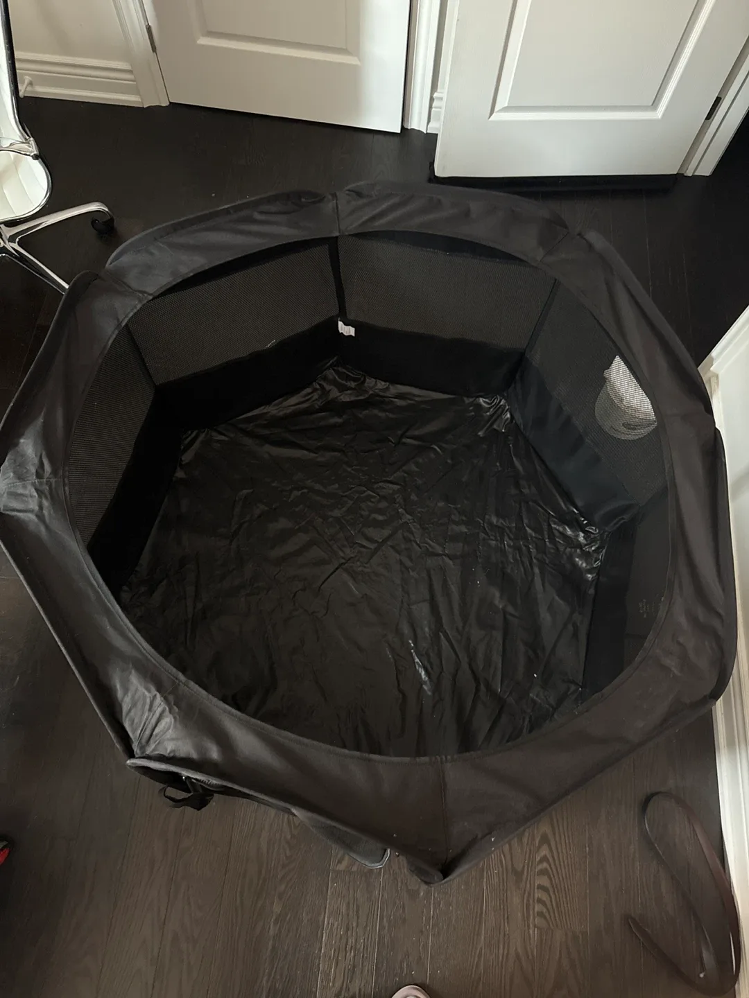 Black Pet Playpen image indicator(2)
