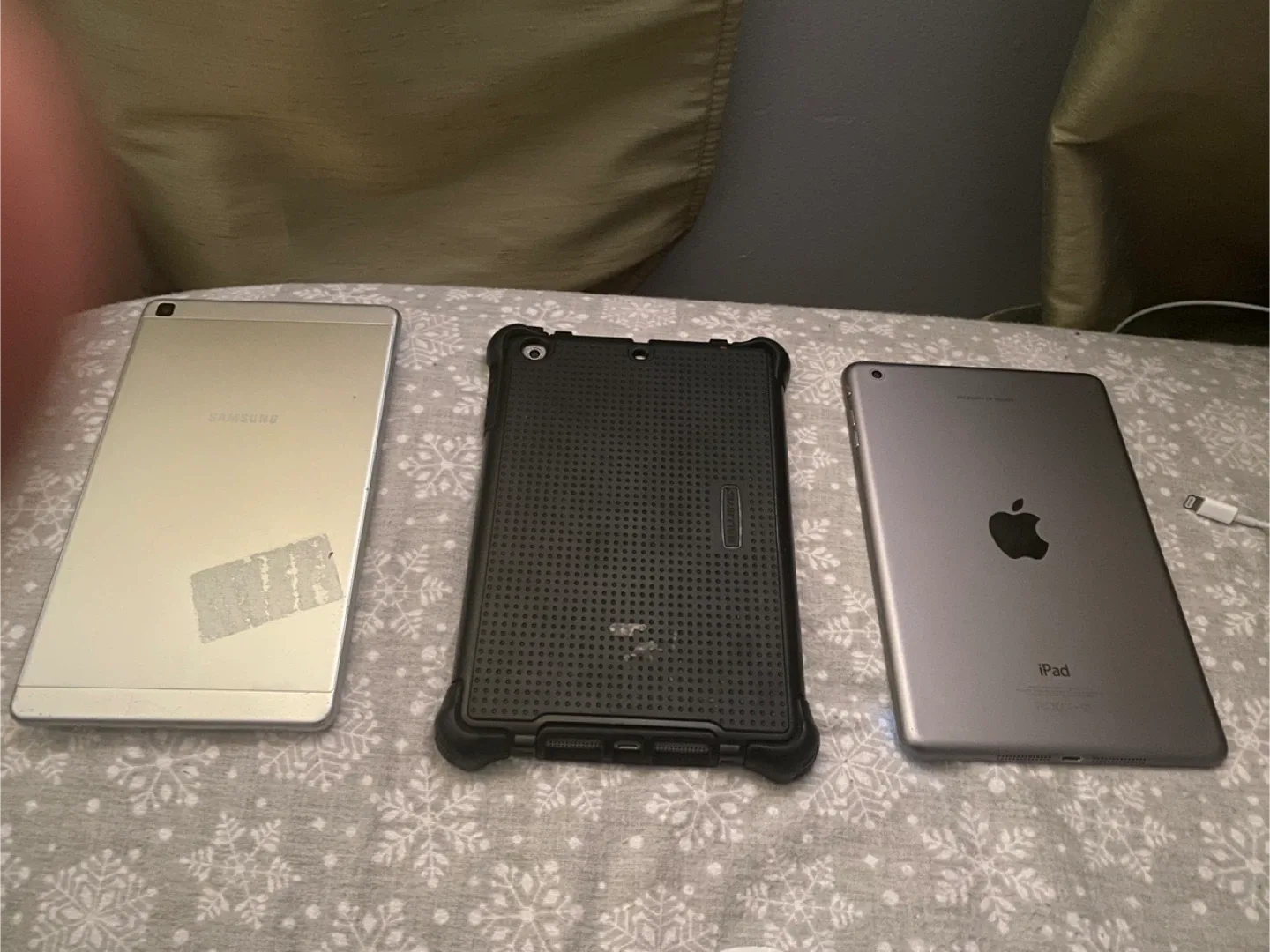 Apple  iPad first generation & Samsung tablet greats for kids