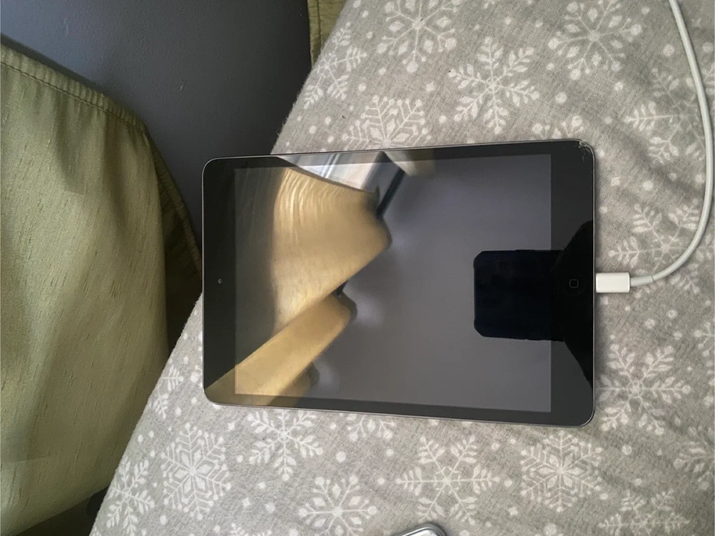 Apple  iPad first generation & Samsung tablet greats for kids image indicator(6)