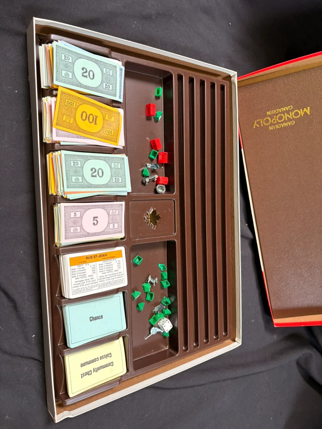 #cleanout Monopoly Canadian Edition by Parker Brothers image indicator(3)