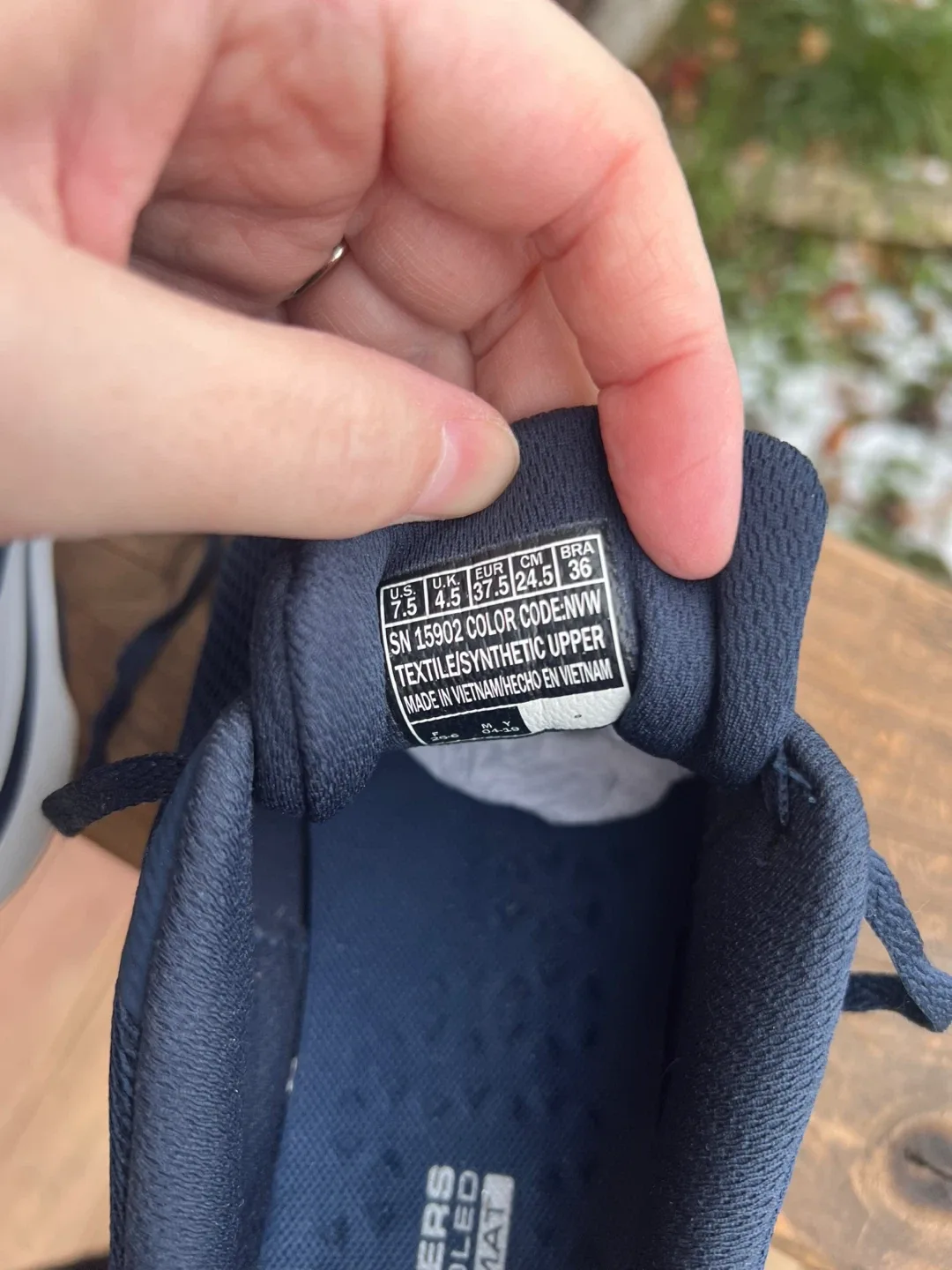 Skechers GOwalk Joy Shoes - Size 7.5 image indicator(5)