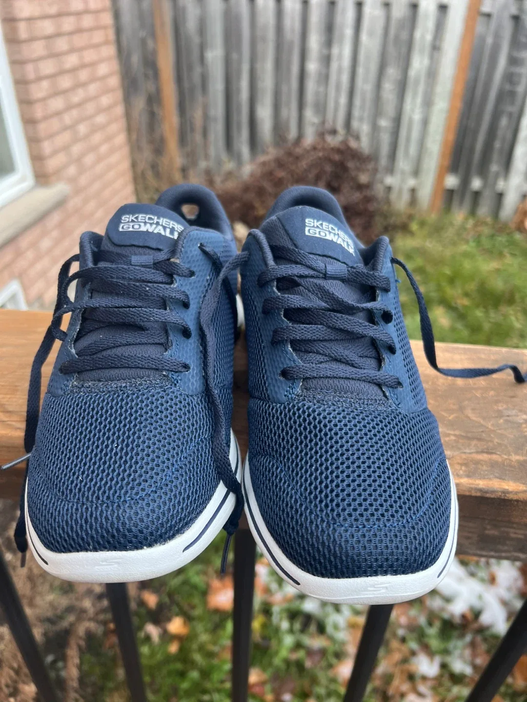 Skechers GOwalk Joy Shoes - Size 7.5 image indicator(3)