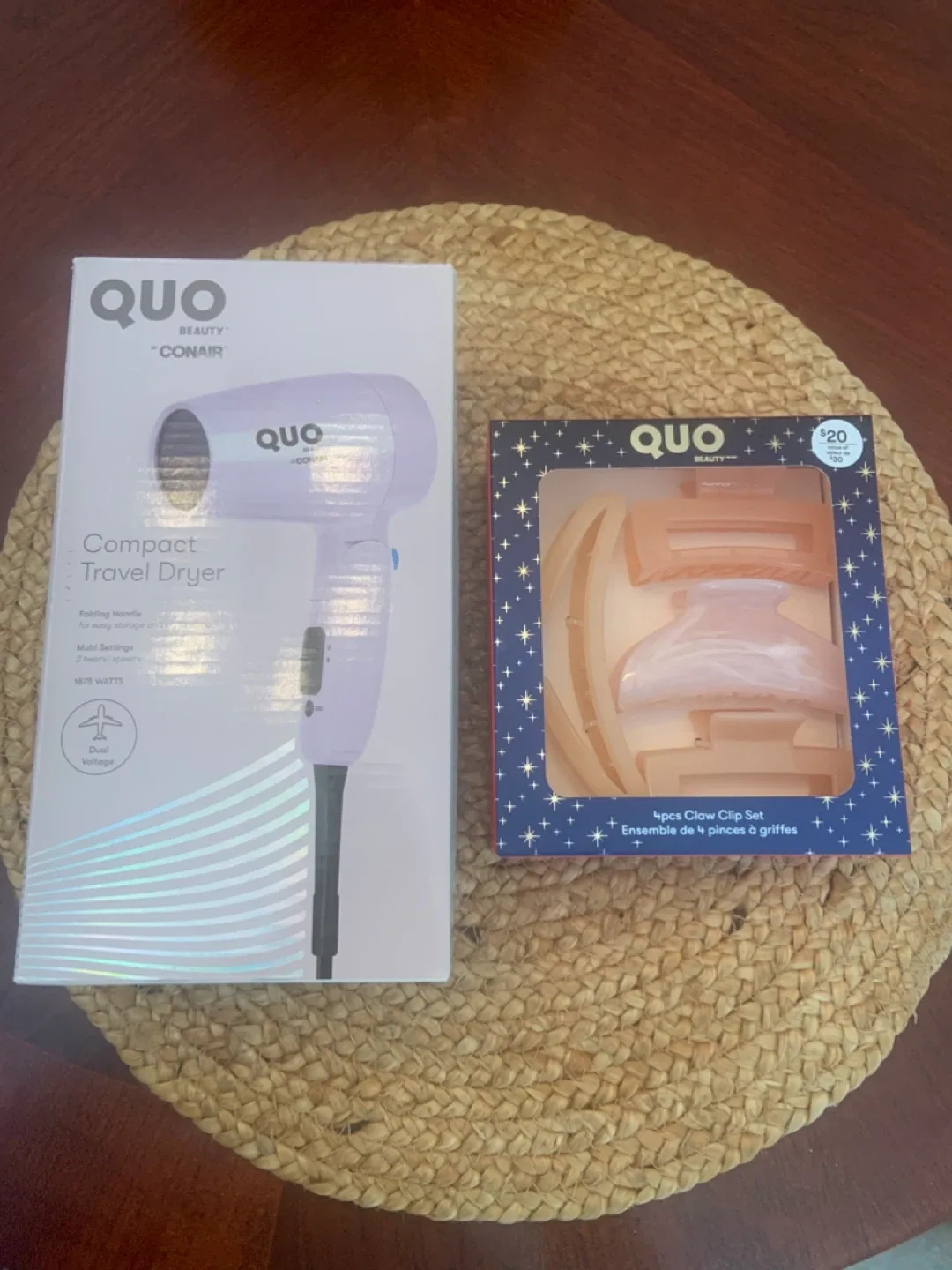 New Quo Beauty Compact Travel Dryer & Claw Clip Set